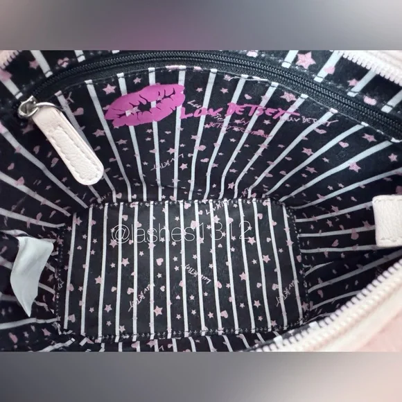 Women Bags Pink Heart Checker Tote Bag with Pom Charm - Picture 6 of 8